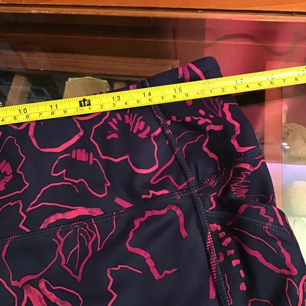 Avia Bike Shorts Plus Size XXL Navy Pink Floral - Picture 9 of 9